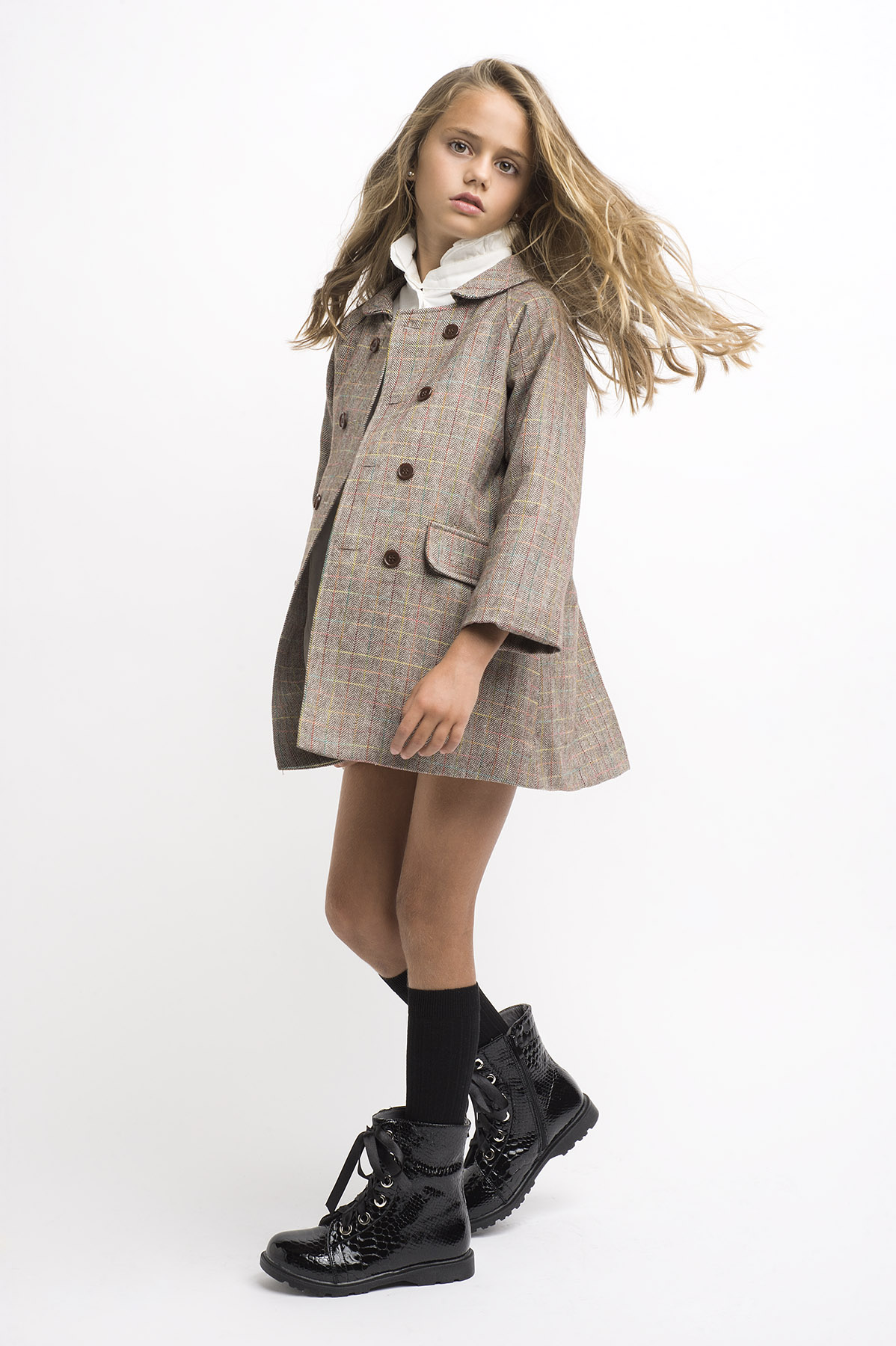 sainteclaire-lookbook-infantil-tobi-carrasco catalogo moda infantil en estudio con mi hija Paula Carrasco